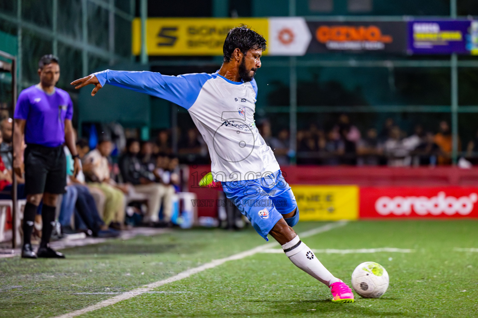 N Kendhikulhudhoo vs R Dhuvaafaru on Day 39 of Golden Futsal Challenge 2024 was held on Saturday, 24th February 2024, in Hulhumale', Maldives 
Photos: Mohamed Mahfooz Moosa/ images.mv