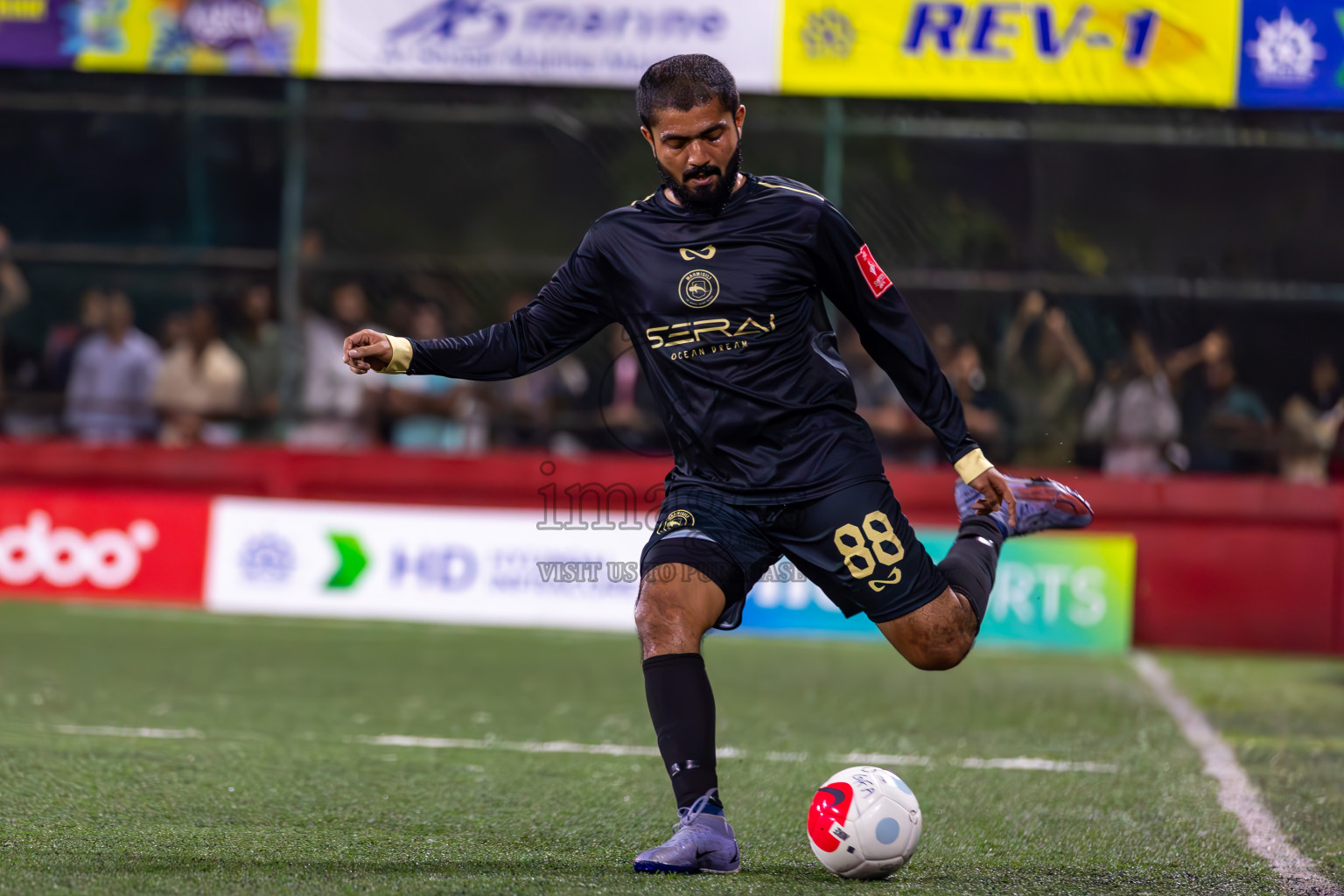 ADh Maamigili vs ADh Mandhoo in Day 16 of Golden Futsal Challenge 2024 was held on Tuesday, 30th January 2024, in Hulhumale', Maldives
Photos: Ismail Thoriq / images.mv