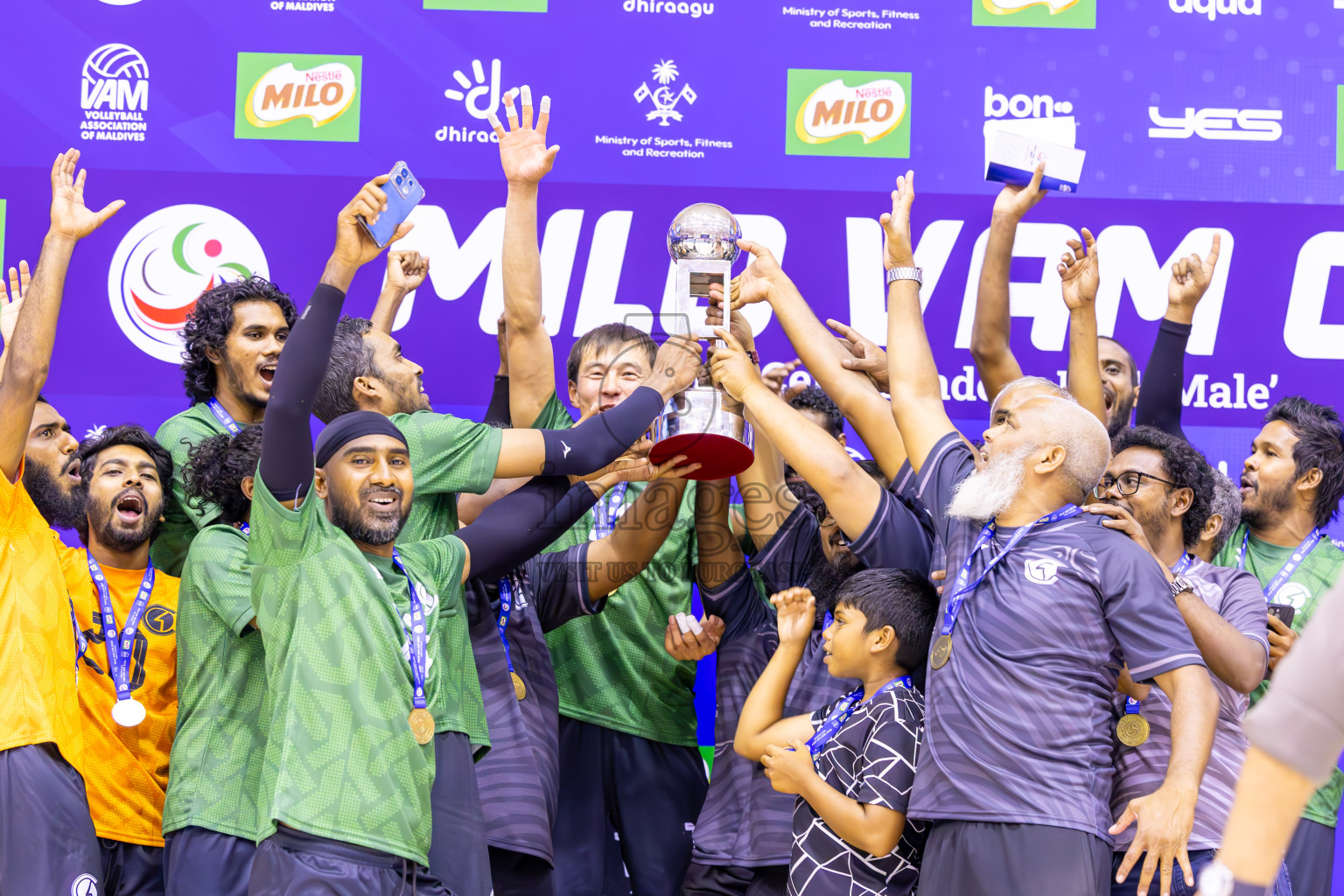 Final of MILO VAM Cup 2024 (Men's Division) was held in Social Center Indoor Hall on Monday, 4th November 2024. 
Photos: Ismail Thoriq / images.mv