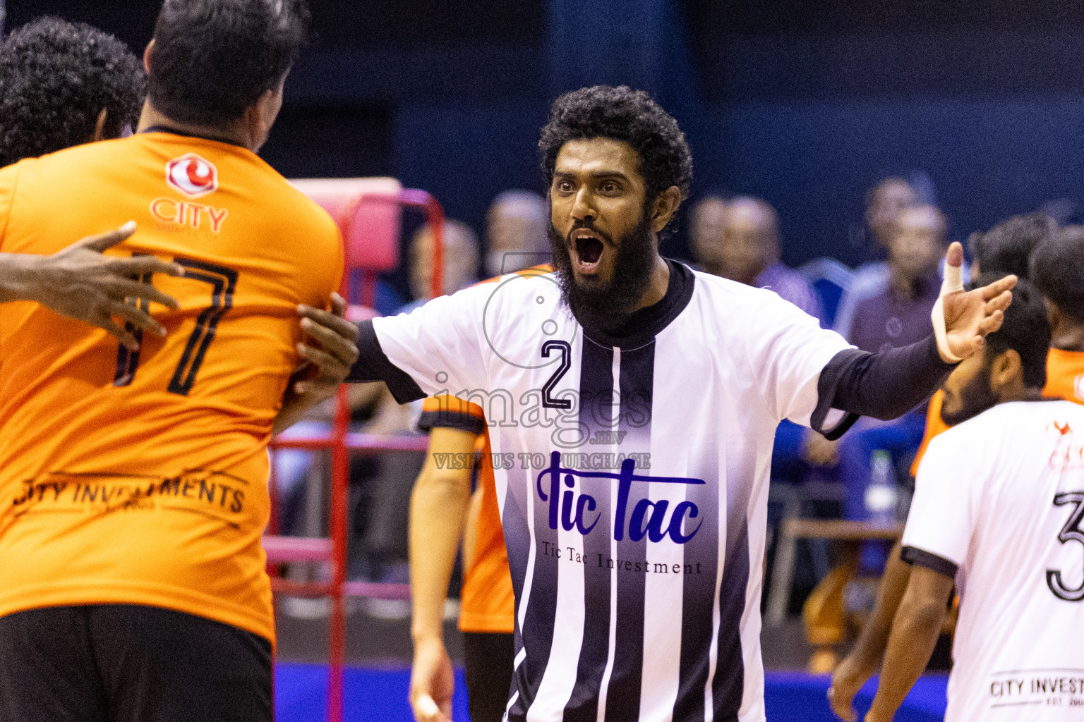 Final of Men's Division of Volleyball Association Cup 2023 held in Male', Maldives on Tuesday, 26th December 2023 at Social Center Indoor Hall Photos By: Nausham Waheed /images.mv