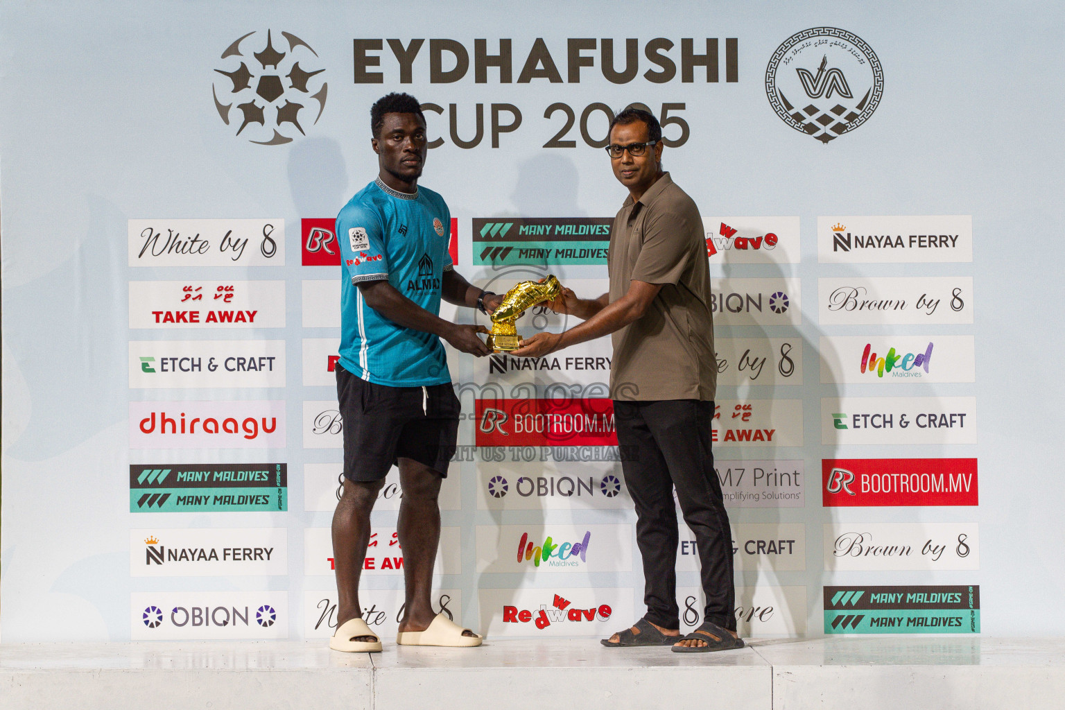 Final Match Irumathi Sports VS Velaa Sports Club in Day 9 of Eydhafushi Cup 2025 held in Eydhafushi Football Stadium at B. Eydhafushi, Maldives on Monday, 15th September 2025. Photos: Arif Rasheed / images.mv