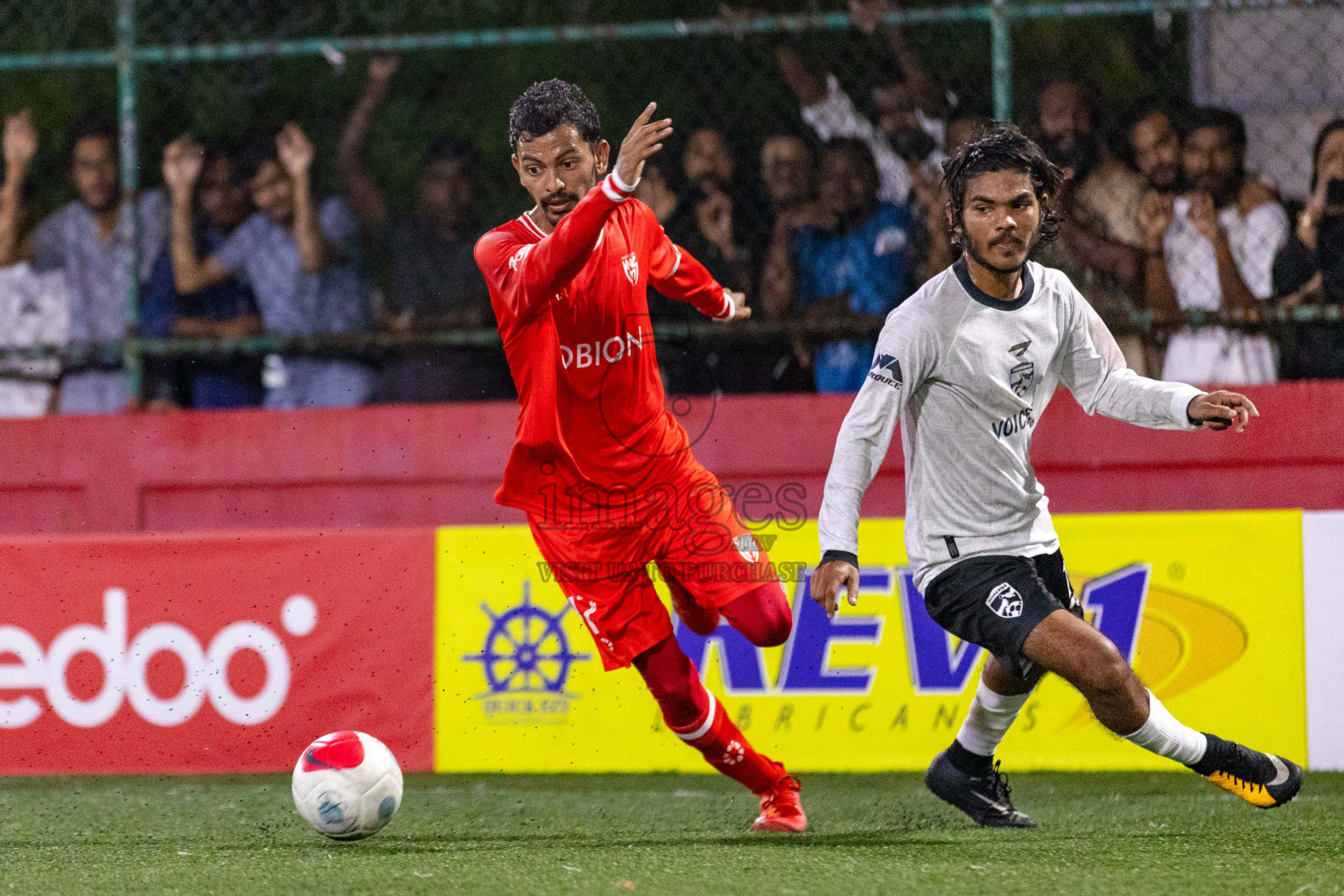 R Fainu vs R Inguraidhoo in Golden Futsal Challenge 2024 was held on Tuesday, 16th January 2024, in Hulhumale', Maldives
Photos: Ismail Thoriq / images.mv