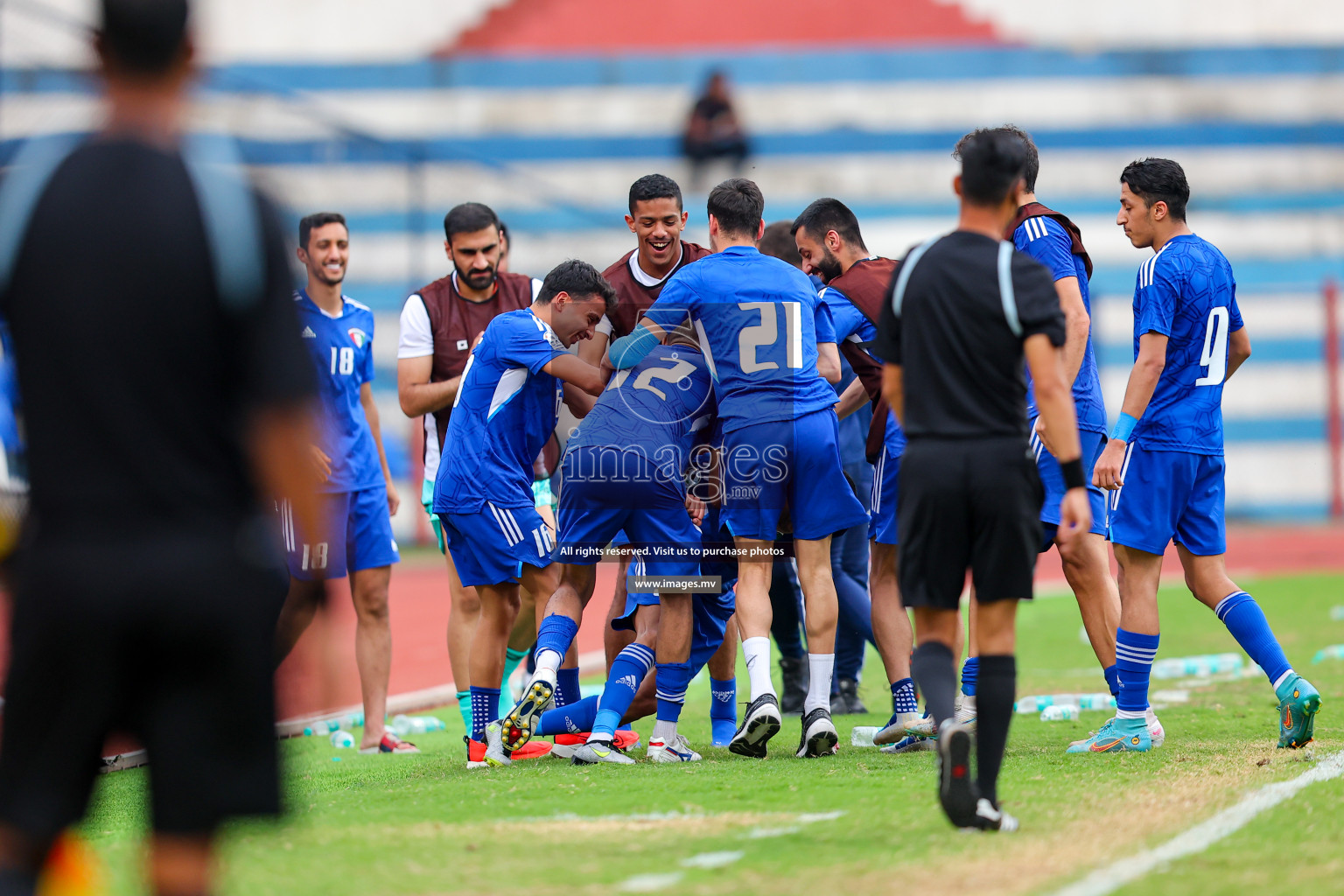 Kuwait vs Bangladesh in the Semi-final of SAFF Championship 2023 held in Sree Kanteerava Stadium, Bengaluru, India, on Saturday, 1st July 2023. Photos: Nausham Waheed, Hassan Simah / images.mv