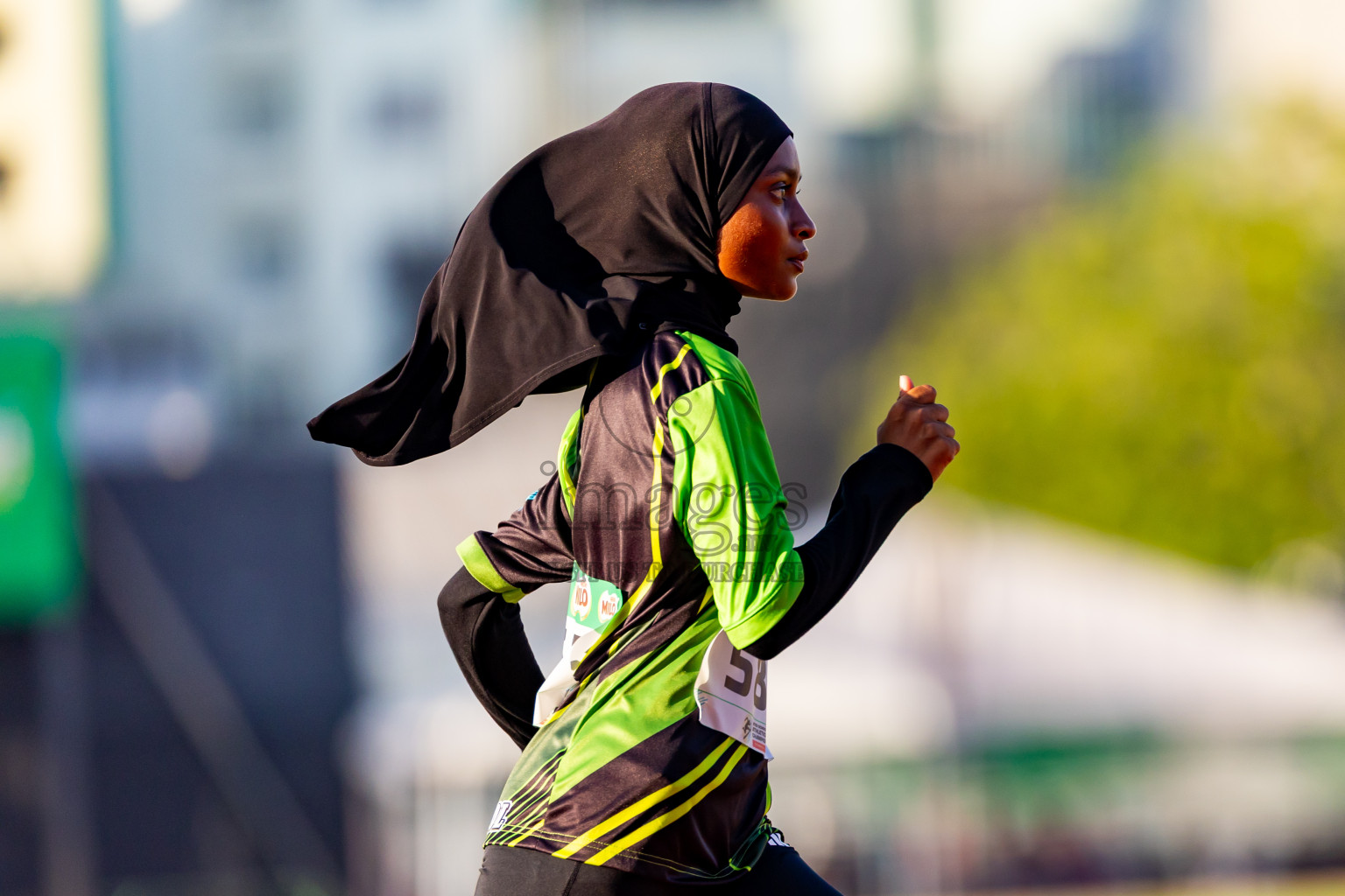 Day 1 of Inter-school Athletics Championship 2025 held in Ekuveni Synthetic Track, Male', Maldives on Monday, 06th October 2025. Photos by: Nausham Waheed / Images.mv