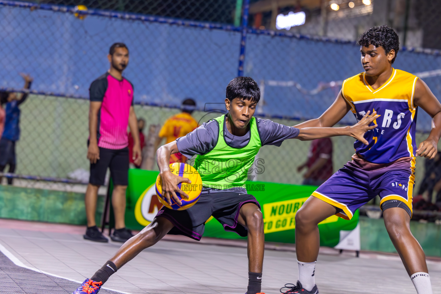 Day 1 of MILO Ramadan 3x3 Challenge 2024 was held in Ekuveni Outdoor Basketball Court at Male', Maldives on Tuesday, 12th March 2024. 
Photos: Ismail Thoriq / images.mv