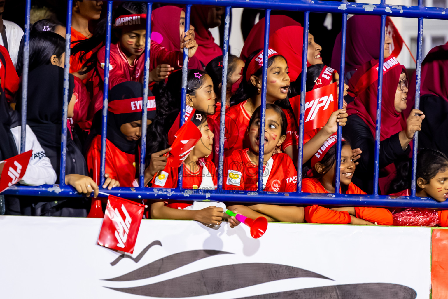 Eydhafushi vs Hithaadhoo in the finals of Better in Baa Futsal Fiesta 2025 Men's division held in B. Eydhafushi, Maldives on Monday, 17th November 2025. Photos: Nausham Waheed / images.mv