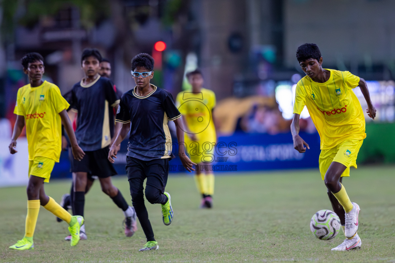 Eagles vs Maziya (U14) in Dhivehi Youth League 2024 - Day 2. Matches held at Henveiru Stadium on 22nd November 2024 , Friday. Photos: Shuu Abdul Sattar/ Images.mv