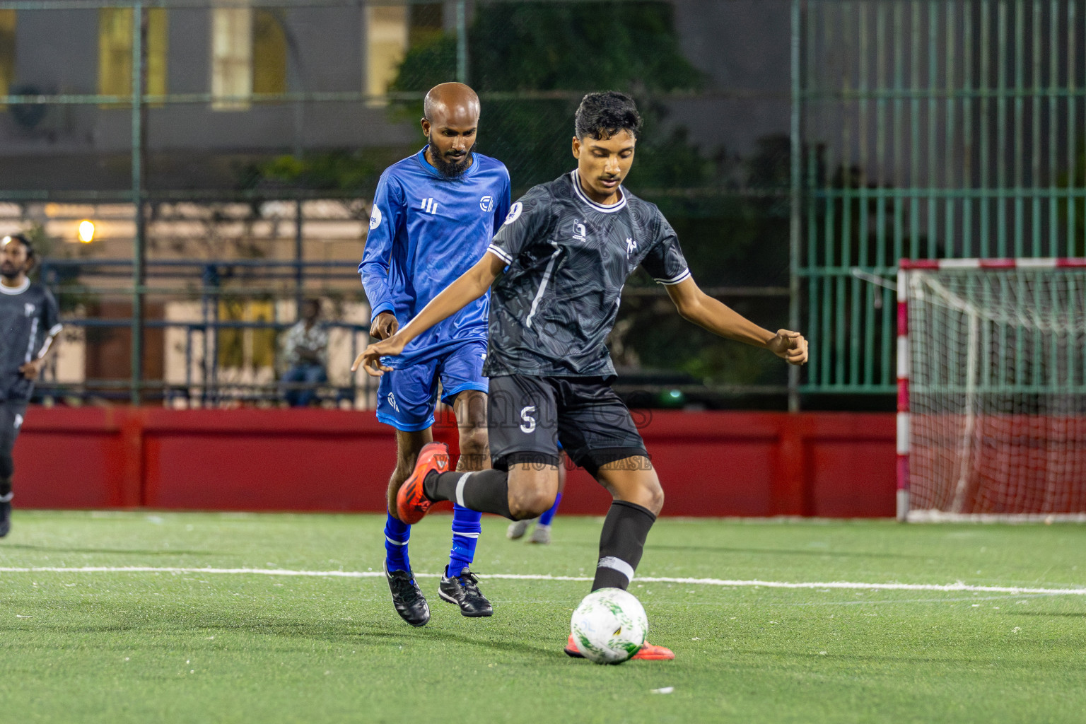 Club Aasandha vs Club Dhaakhily in Day 11 of Office League 2025 was held on Saturday, 26th April 2025 in Hulhumale', Maldives. Photos: Mohamed Mahfooz Moosa / images.mv