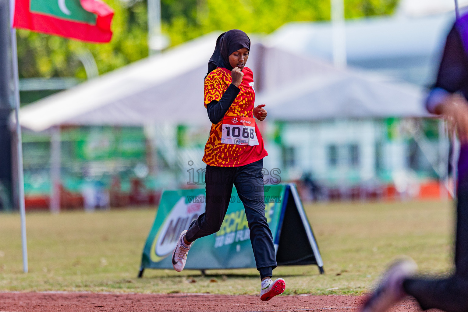 Day 2 of Inter-school Athletics Championship 2025 held in Ekuveni Synthetic Track, Male', Maldives on Tuesday, 07th October 2025. Photos by: Areef Adam / Images.mv
