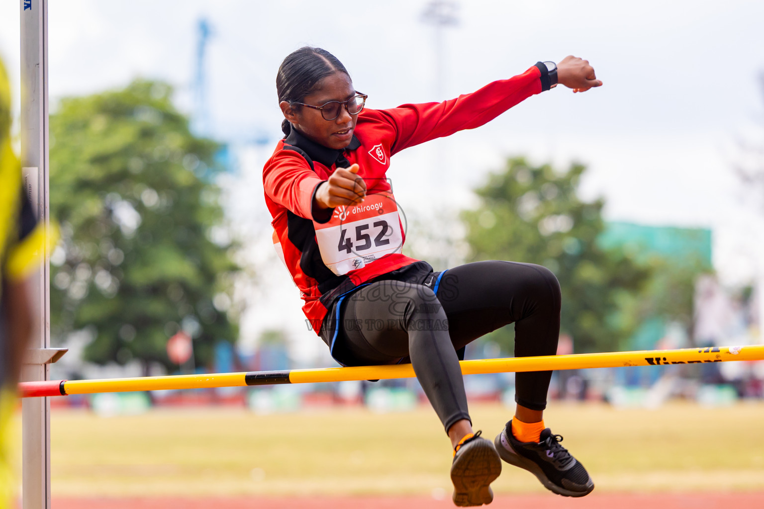 Day 4 of Inter-school Athletics Championship 2025 held in Ekuveni Synthetic Track, Male', Maldives on Thursday, 09th October 2025. Photos by: Nausham Waheed / Images.mv