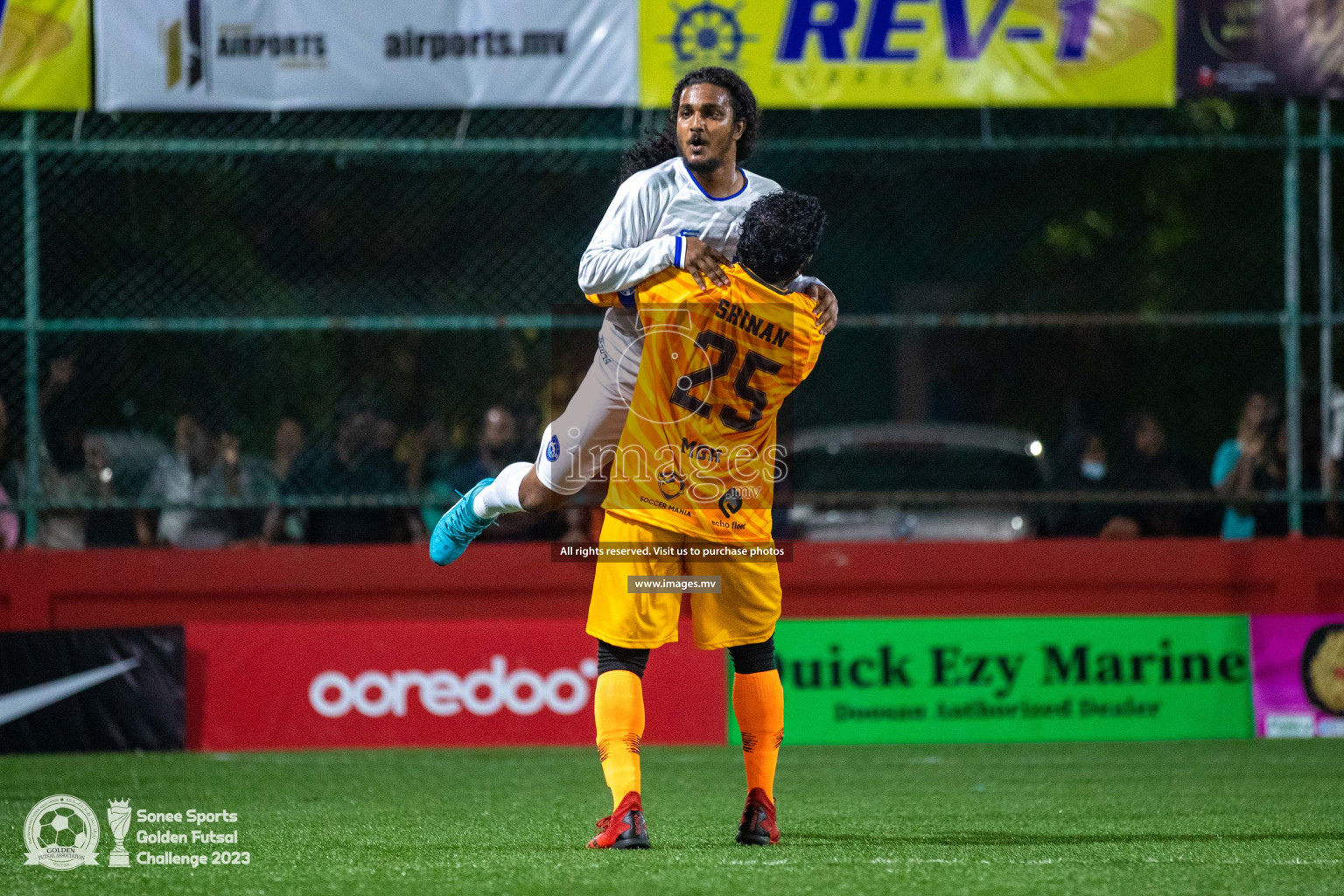 Th. Gaadhiffushi vs Th. Veymandoo in Day 4 of Golden Futsal Challenge 2023 on 08 February 2023 in Hulhumale, Male, Maldives