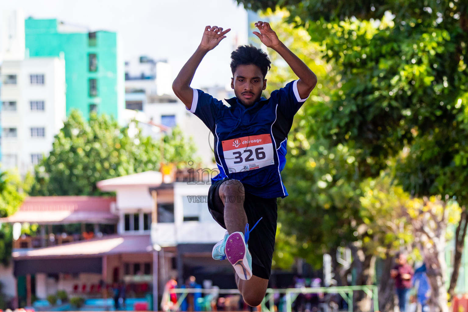Day 2 of Inter-school Athletics Championship 2025 held in Ekuveni Synthetic Track, Male', Maldives on Tuesday, 07th October 2025. Photos by: Nausham Waheed / Images.mv