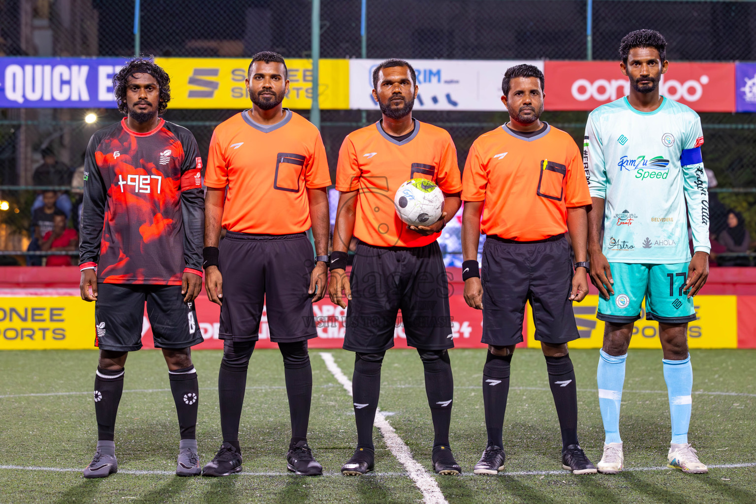 AA Thoddoo vs AA Mathiveri in Day 15 of Golden Futsal Challenge 2024 was held on Monday, 29th January 2024, in Hulhumale', Maldives
Photos: Ismail Thoriq / images.mv