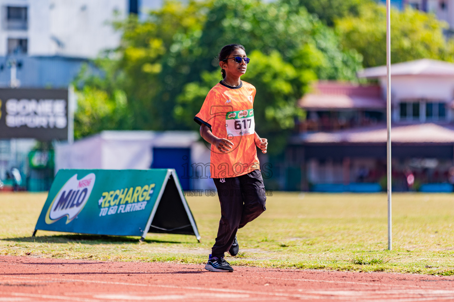 Day 3 of Inter-school Athletics Championship 2025 held in Ekuveni Synthetic Track, Male', Maldives on Wednesday, 08th October 2025. Photos by: Areef Adam / Images.mv