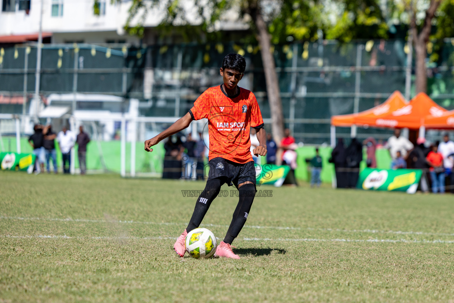 Day 3 of MILO Academy Championship 2024 (U-14) was held in Henveyru Stadium, Male', Maldives on Saturday, 2nd November 2024.
Photos: Hassan Simah / Images.mv