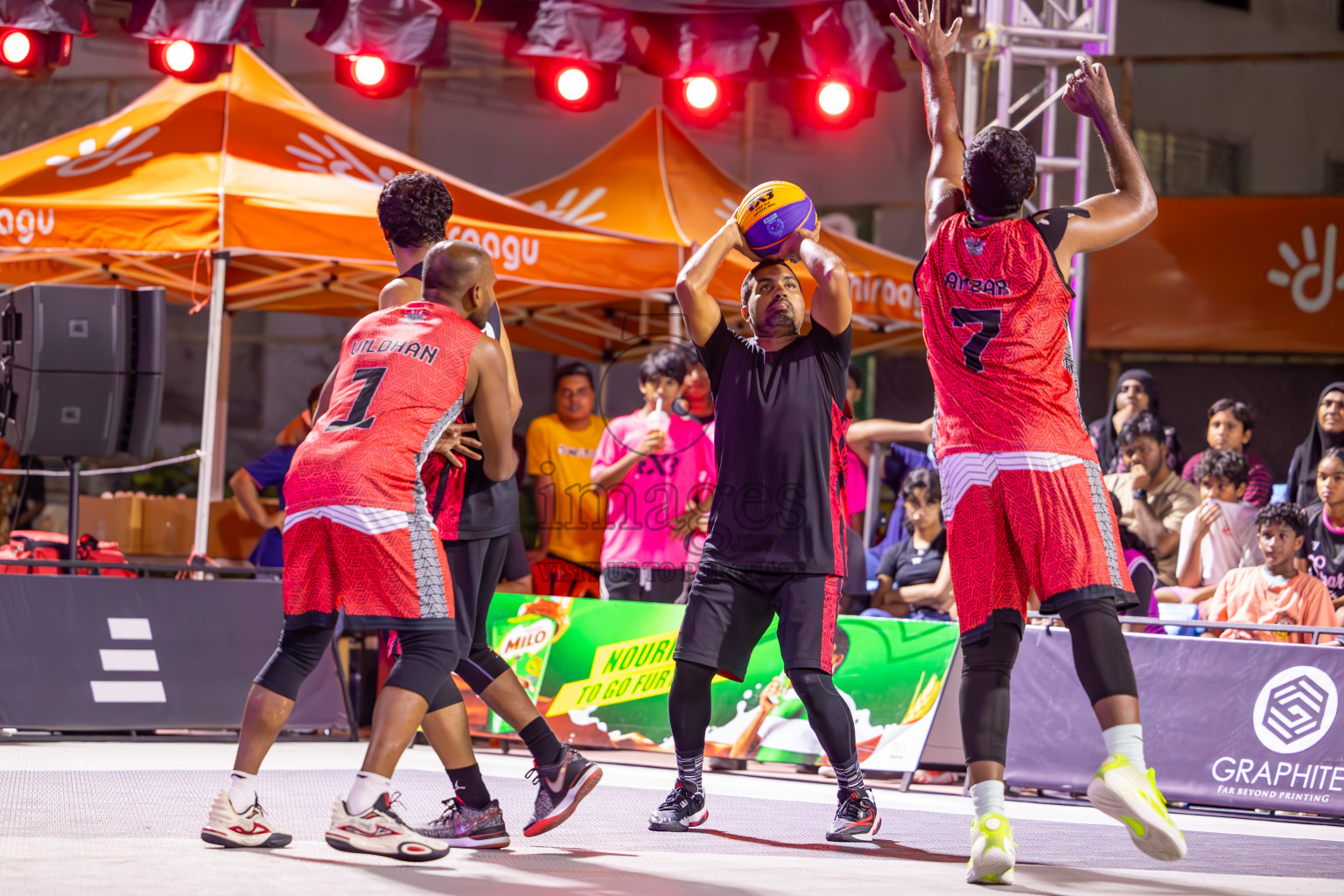 Final Day of MILO Ramadan 3x3 Challenge 2024 was held in Ekuveni Outdoor Basketball Court at Male', Maldives on Tuesday, 19th March 2024.
Photos: Ismail Thoriq / images.mv