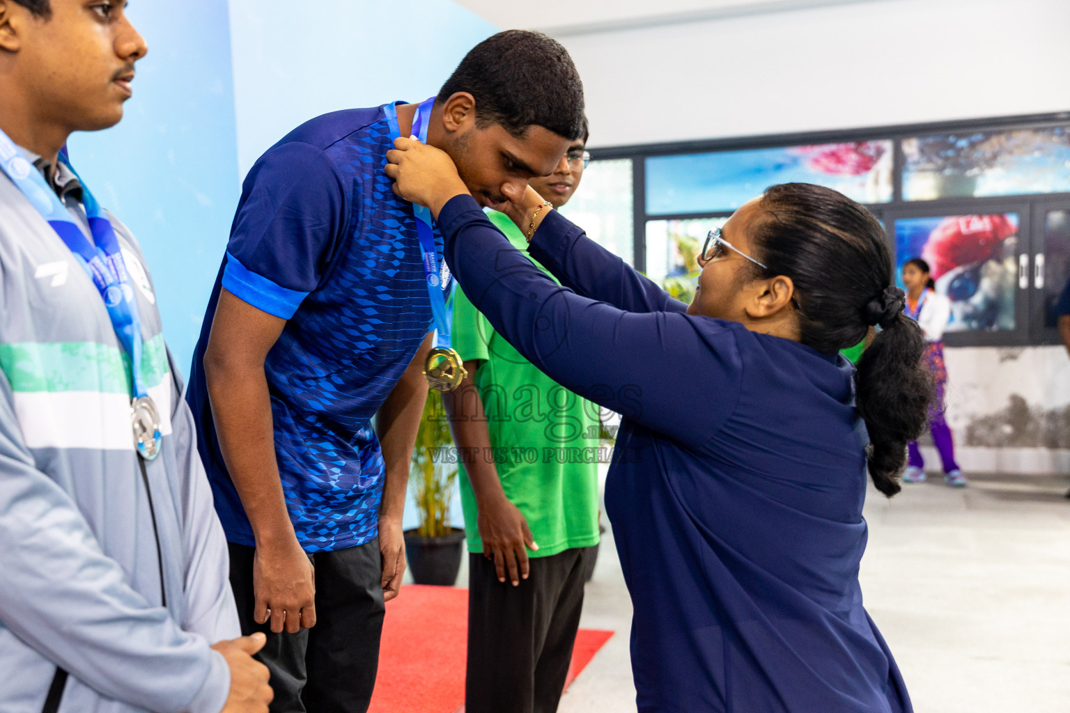 Closing Ceremony of BML 21st Interschool Swimming Competition 2025 .was held in Hulhumale' Swimming Pool, Hulhumale', Maldives on Saturday, 18th October 2025. 
Photos: Hassan Simah / images.mv