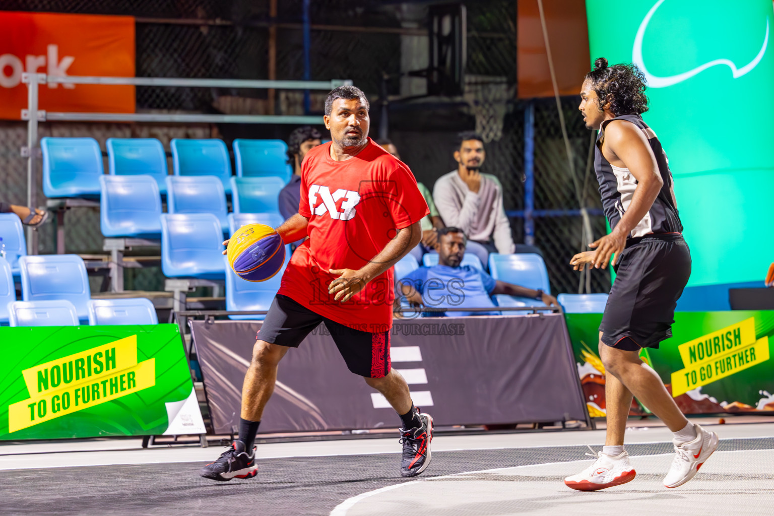 Day 6 of MILO Ramadan 3x3 Challenge 2024 was held in Ekuveni Outdoor Basketball Court at Male', Maldives on Sunday, 18th March 2024.
Photos: Ismail Thoriq / images.mv