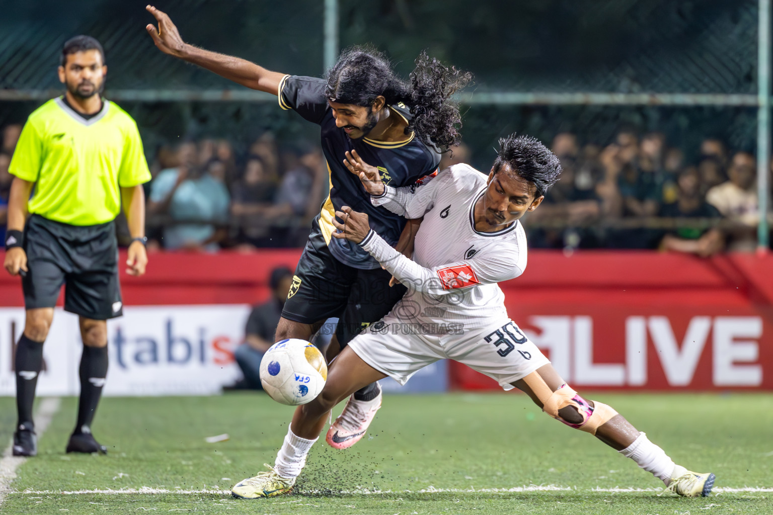 R Dhuvaafaru vs R Inguraidhoo in Raa Atoll Final in Day 24 of Golden Futsal Challenge 2025 was held on Tuesday , 28th January 2025, in Hulhumale', Maldives. Photos: Ismail Thoriq / images.mv