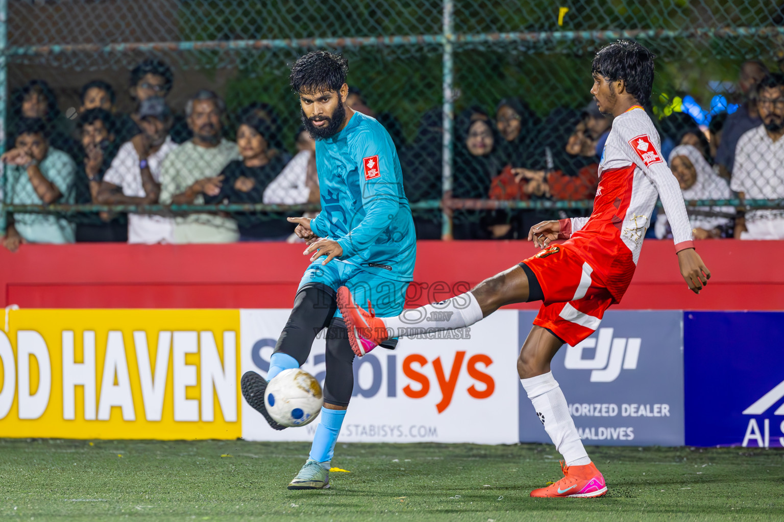 AA Mathiveri vs AA Thoddoo in Zone Round on Day 27 of Golden Futsal Challenge 2025 was held on Friday , 31st January 2025, in Hulhumale', Maldives. Photos: Ismail Thoriq / images.mv