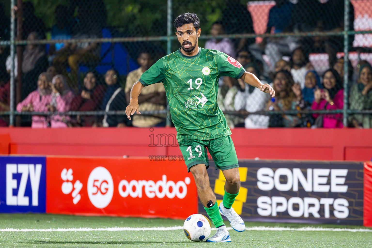 R Rasgetheemu vs R Maduvvari in Day 14 of Golden Futsal Challenge 2025 was held on Saturday, 18th January 2025, in Hulhumale', Maldives. Photos: Ismail Thoriq / images.mv