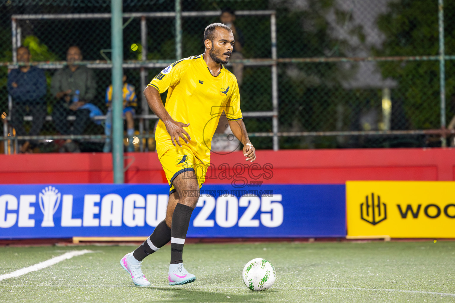 Dharumavantha vs The Hawks in Day 5 of Office League 2025 was held on Sunday, 20th April 2025 in Hulhumale', Maldives.
Photos: Ismail Thoriq / images.mv