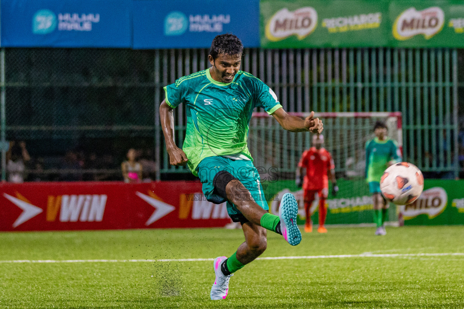 Hulhumale Hospital vs Club BCC in Club Maldives Cup Claasic 2025 was held in Rehendi Futsal Ground, Hulhumale', Maldives on Sunday, 21st September 2025. Photos: Areef Adam / images.mv