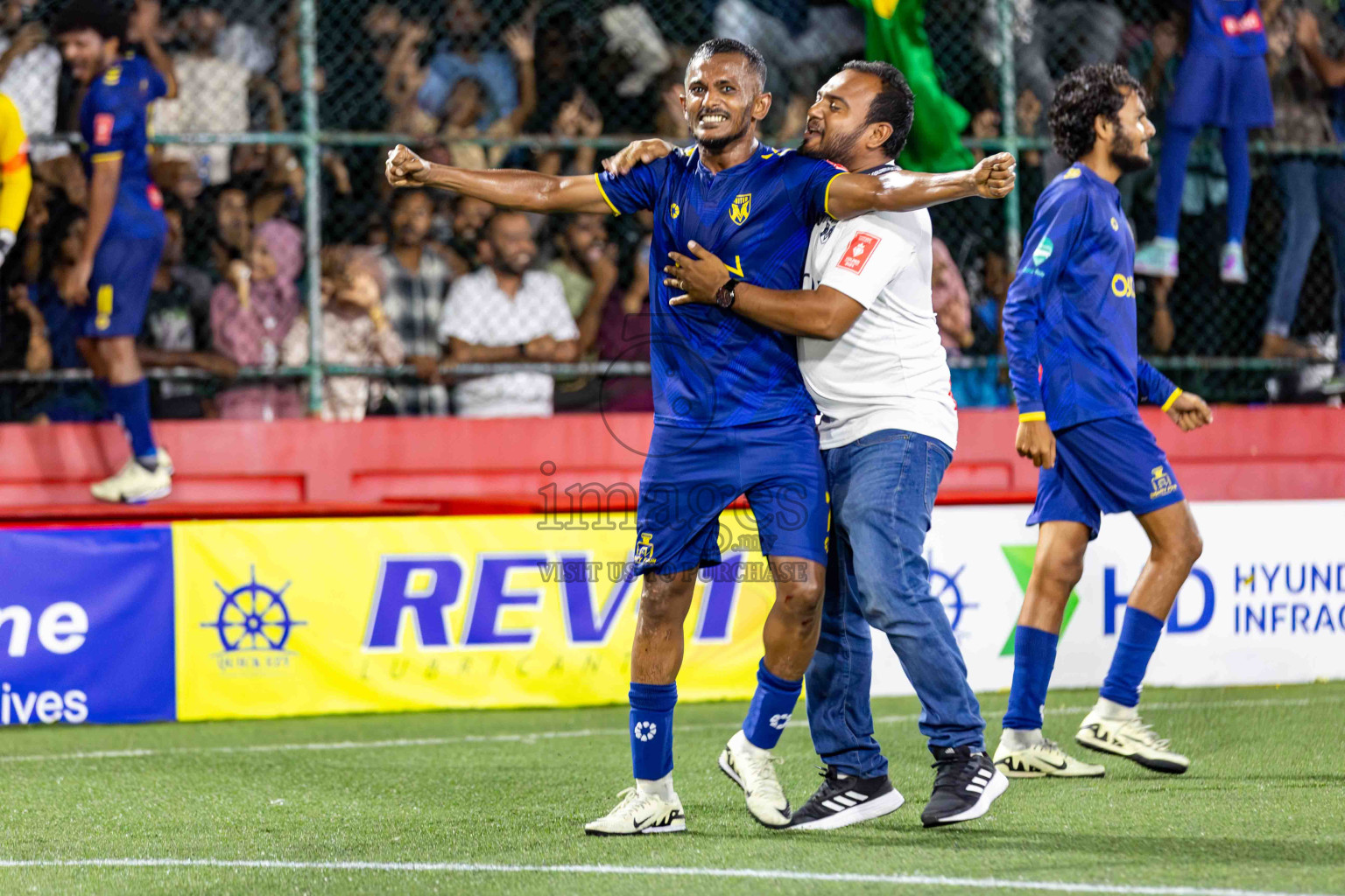 L. Gan VS B. Eydhafushi in the Finals of Golden Futsal Challenge 2024 which was held on Thursday, 7th March 2024, in Hulhumale', Maldives. 
Photos: Hassan Simah / images.mv