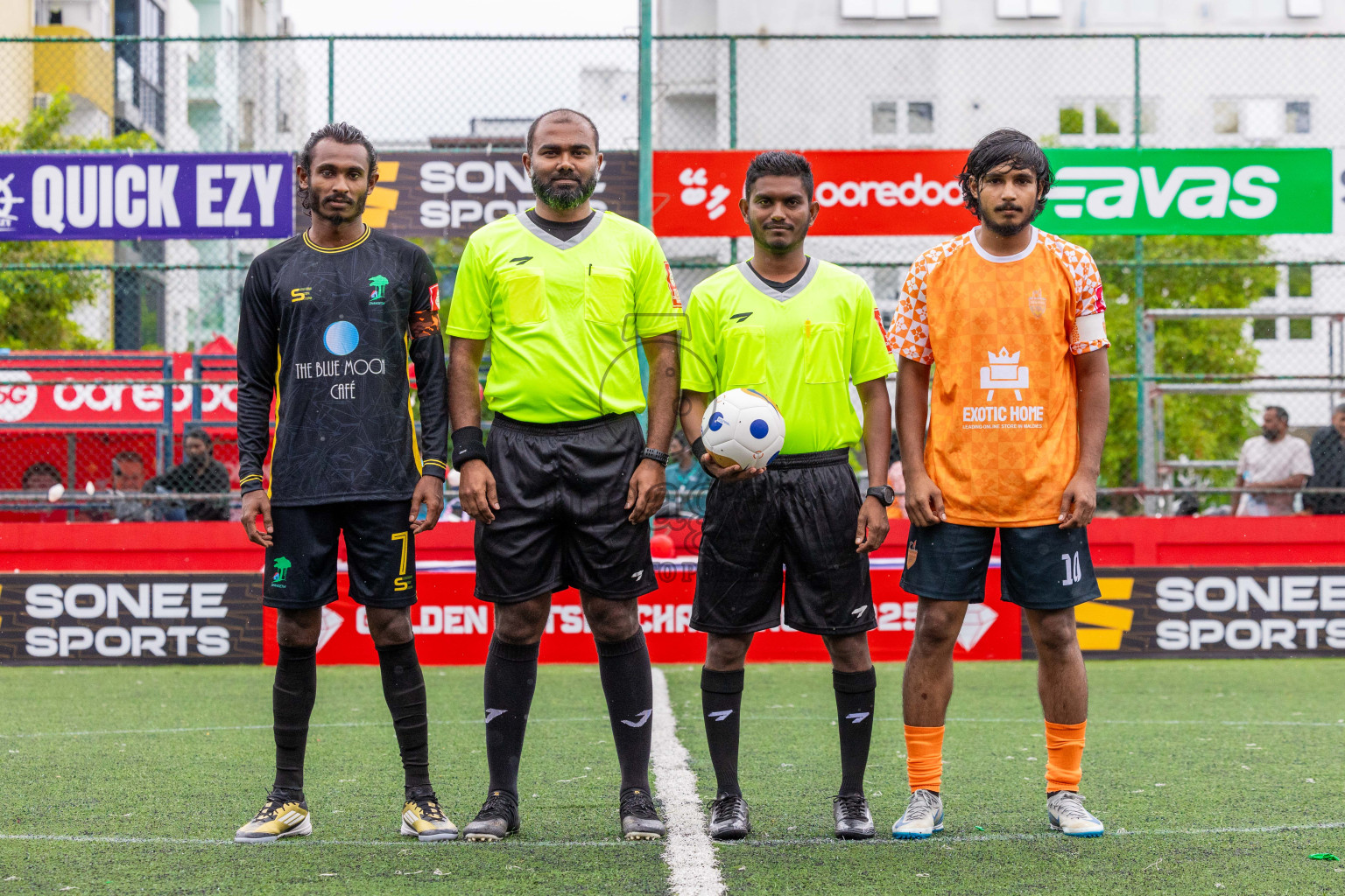 ADh Dhangethi vs ADh Hangnaameedhoo in Day 10 of Golden Futsal Challenge 2025 was held on Tuesday, 14th January 2025, in Hulhumale', Maldives Photos: Shuu Abdul Sattar / images.mv