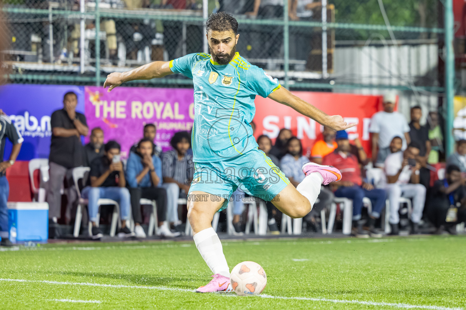 STO RC vs Club WAMCO in Day 14 of Club Maldives Cup 2025 was held in Rehendhi Futsal Ground, Hulhumale', Maldives on Tuesday, 14th October 2025. Photos: Mohamed Mahfooz Moosa / images.mv