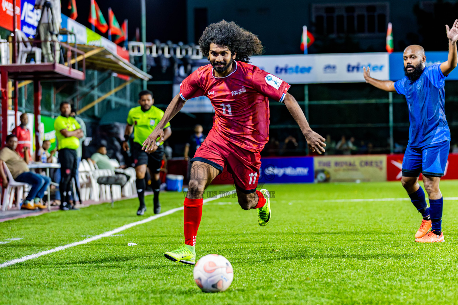 Club Binara vs Finance RC in Quater Finals of Club Maldives Cup Classic 2025 was held in Rehendi Futsal Ground, Hulhumale', Maldives on Saturday, 27th September 2025. Photos: Areef Adam / images.mv