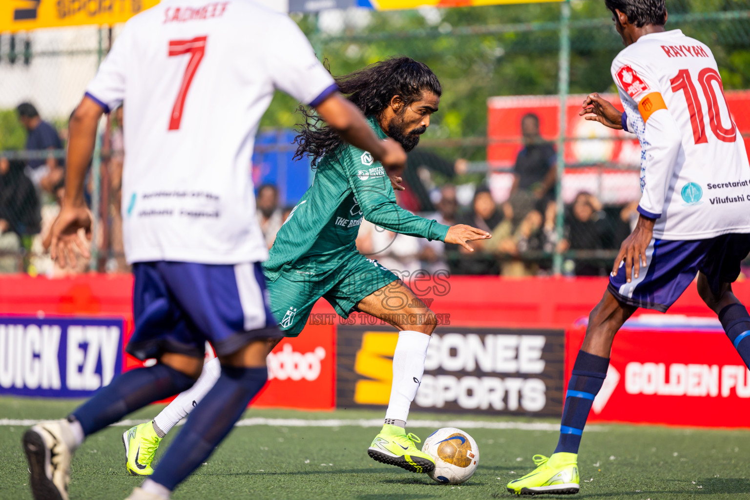 Th Thimarafushi vs Th Vilufushi in Day 14 of Golden Futsal Challenge 2025 was held on Saturday, 18th January 2025, in Hulhumale', Maldives. Photos: Nausham Waheed / images.mv