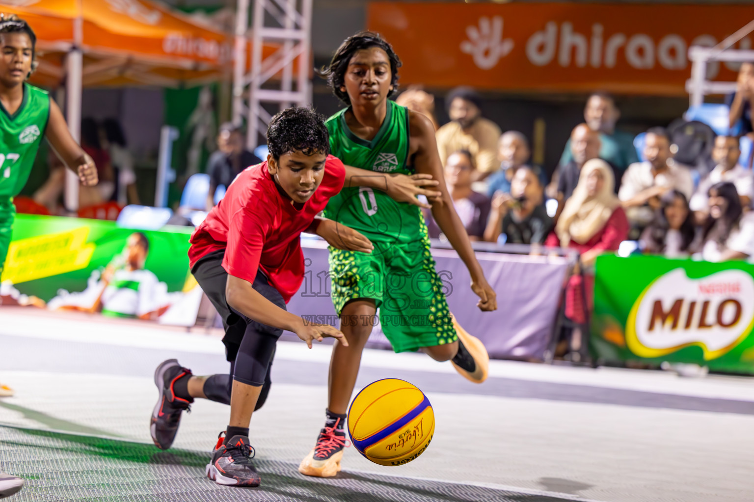 Day 3 of MILO Ramadan 3x3 Challenge 2024 was held in Ekuveni Outdoor Basketball Court at Male', Maldives on Thursday, 14th March 2024.
Photos: Ismail Thoriq / images.mv