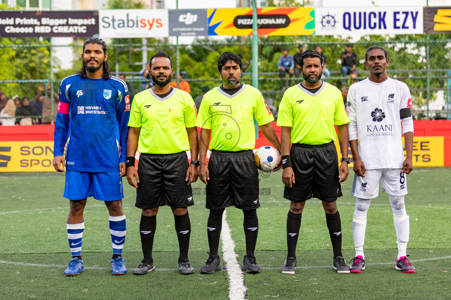 AA. Ukulhas VS AA. Mathiveri in Day 7 of Golden Futsal Challenge 2025 was held on Saturday, 11th January 2025, in Hulhumale', Maldives 
Photos: Hassan Simah / images.mv