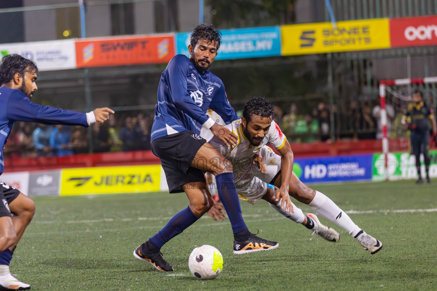 K Gaafaru vs Dhandimgu in Round of 16 on Day 40 of Golden Futsal Challenge 2024 which was held on Tuesday, 27th February 2024, in Hulhumale', Maldives Photos: Ismail Thoriq / images.mv