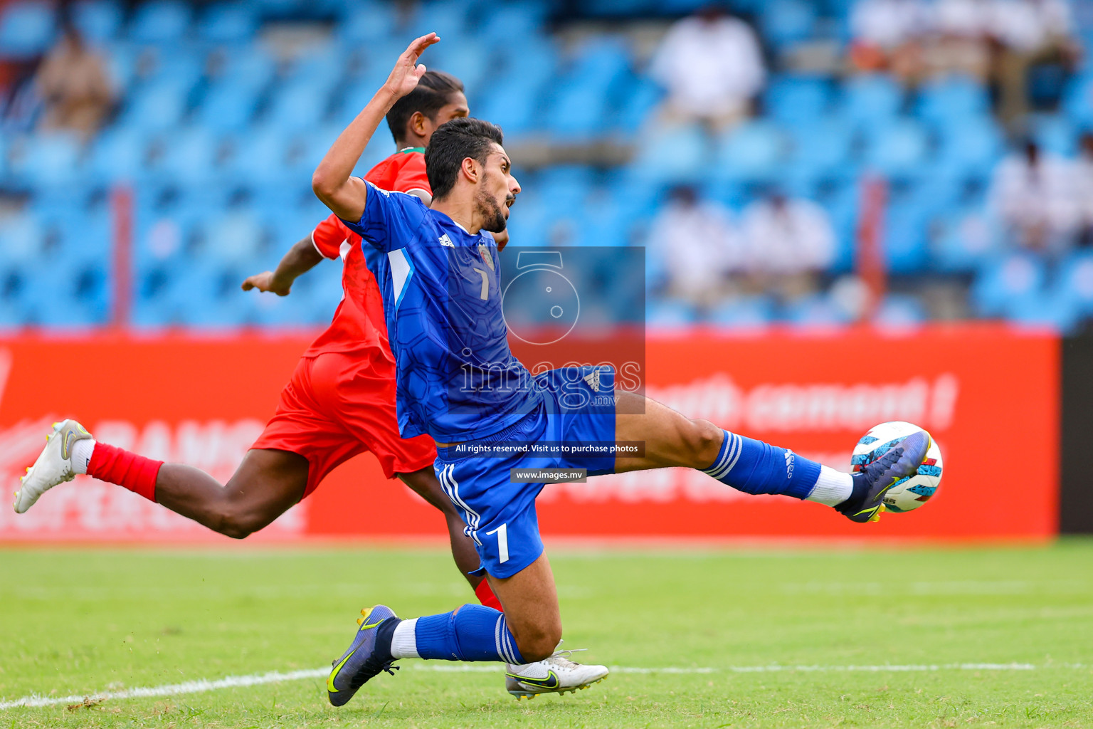 Kuwait vs Bangladesh in the Semi-final of SAFF Championship 2023 held in Sree Kanteerava Stadium, Bengaluru, India, on Saturday, 1st July 2023. Photos: Nausham Waheed, Hassan Simah / images.mv