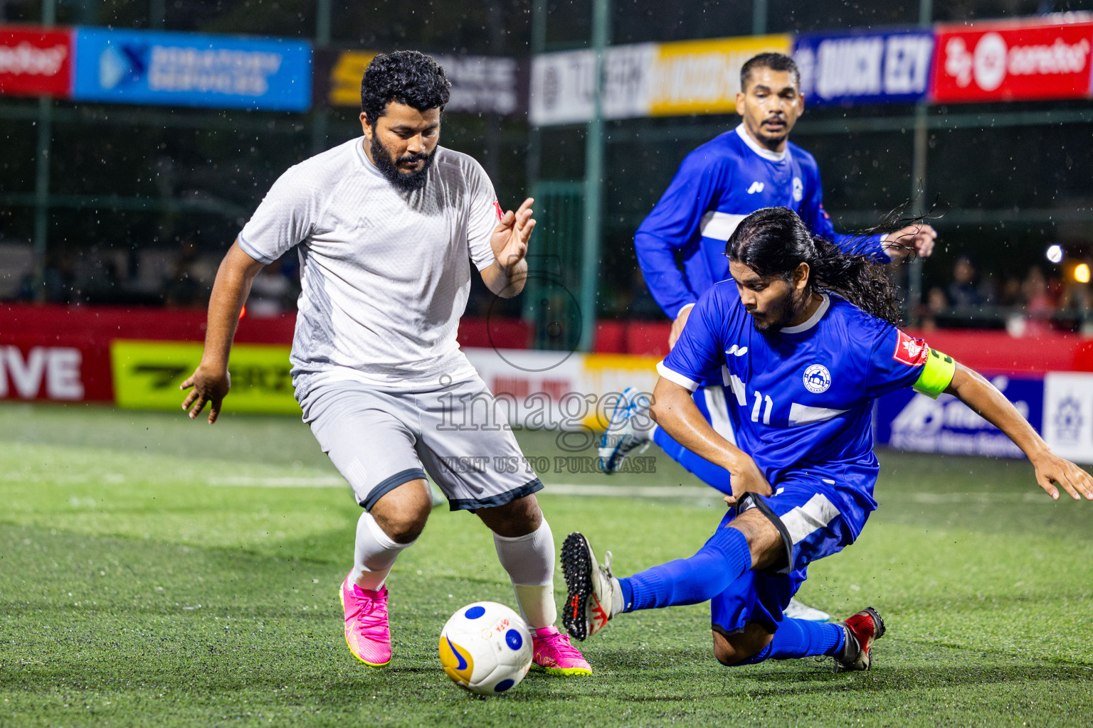 Thaa Veymadoo VS Thaa Buruni in Day 6 of Golden Futsal Challenge 2025 on Friday, 6th January 2025, in Hulhumale', Maldives Photos: Nausham Waheed / images.mv