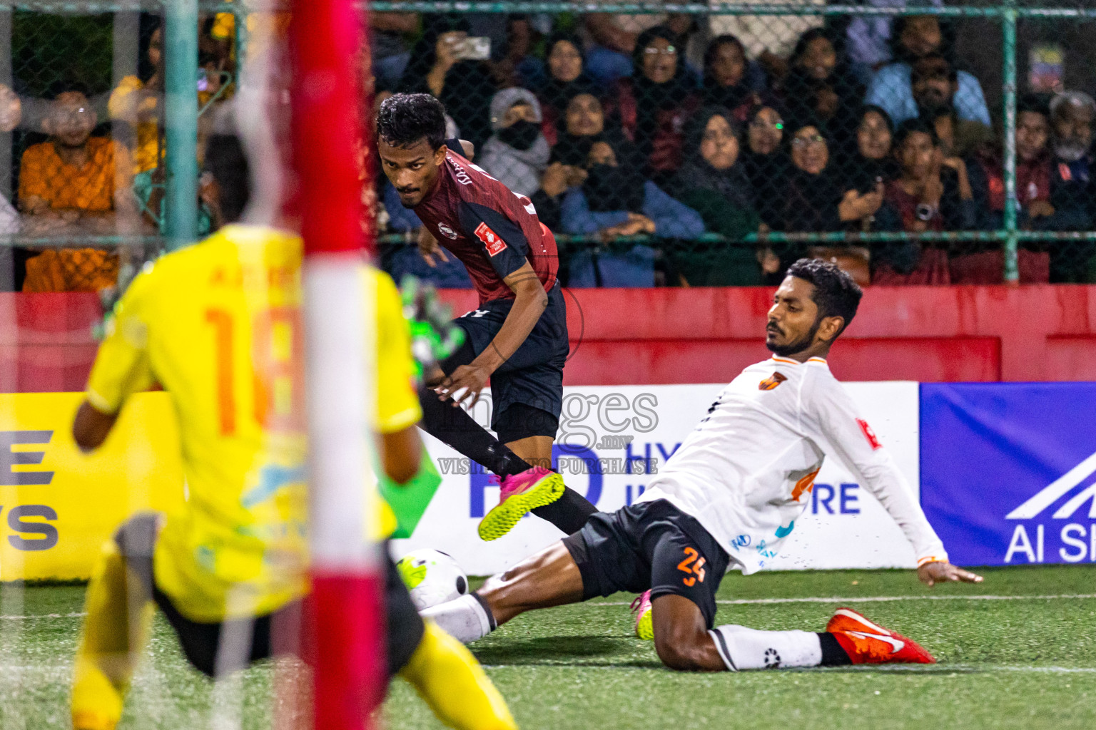 Th. Omadhoo vs Th. Hirilandhoo in Thaa Atoll Semi Final in Day 23 of Golden Futsal Challenge 2024 was held on Tuesday , 6th February 2024 in Hulhumale', Maldives 
Photos: Hassan Simah / images.mv