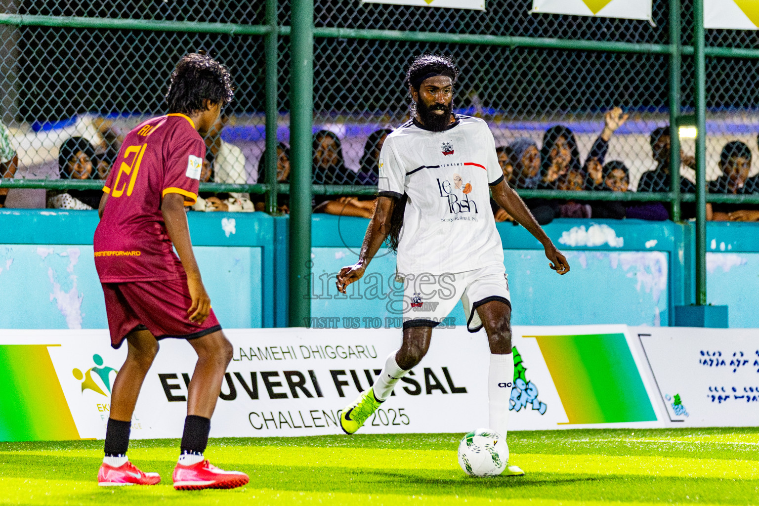Ifhaams vs Comienzo fc in Semi Finals of Laamehi Dhiggaru Ekuveri Futsal Challenge 2025 was held on Sunday, 27th July 2025, at Dhiggaru Futsal Ground, Dhiggaru, Maldives Photos: Nausham Waheed  / images.mv