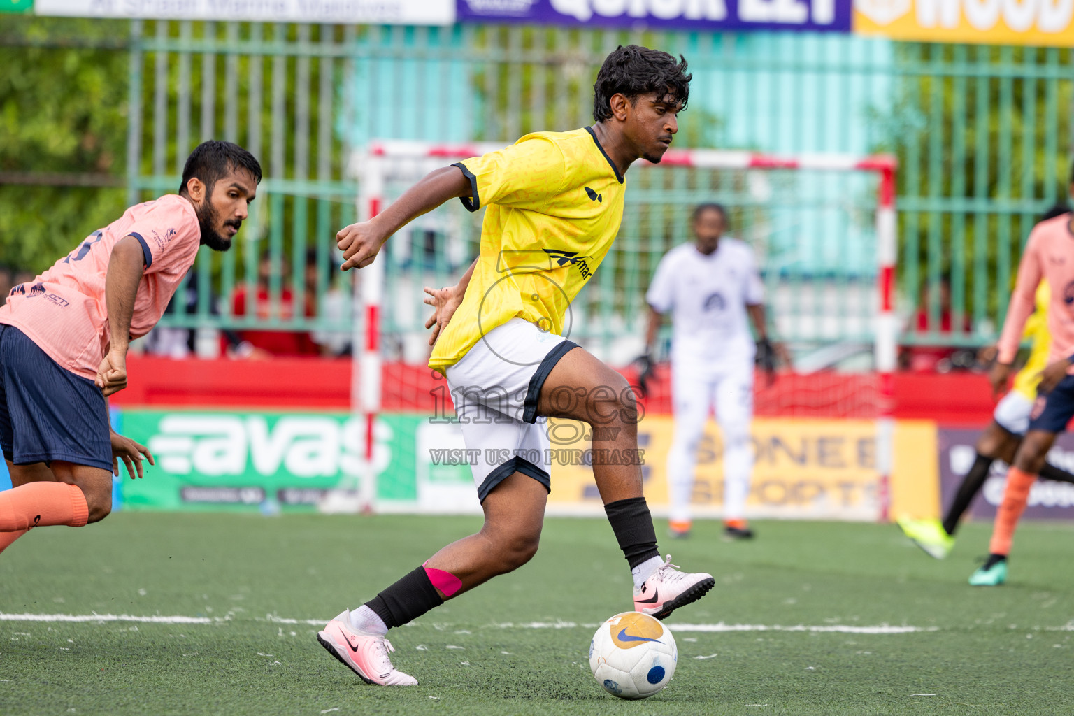 GDh Vaadhoo vs GDh Gadhdhoo in Day 12 of Golden Futsal Challenge 2025 was held on Thursday, 16th January 2025, in Hulhumale', Maldives Photos: Ismail Thoriq / images.mv
