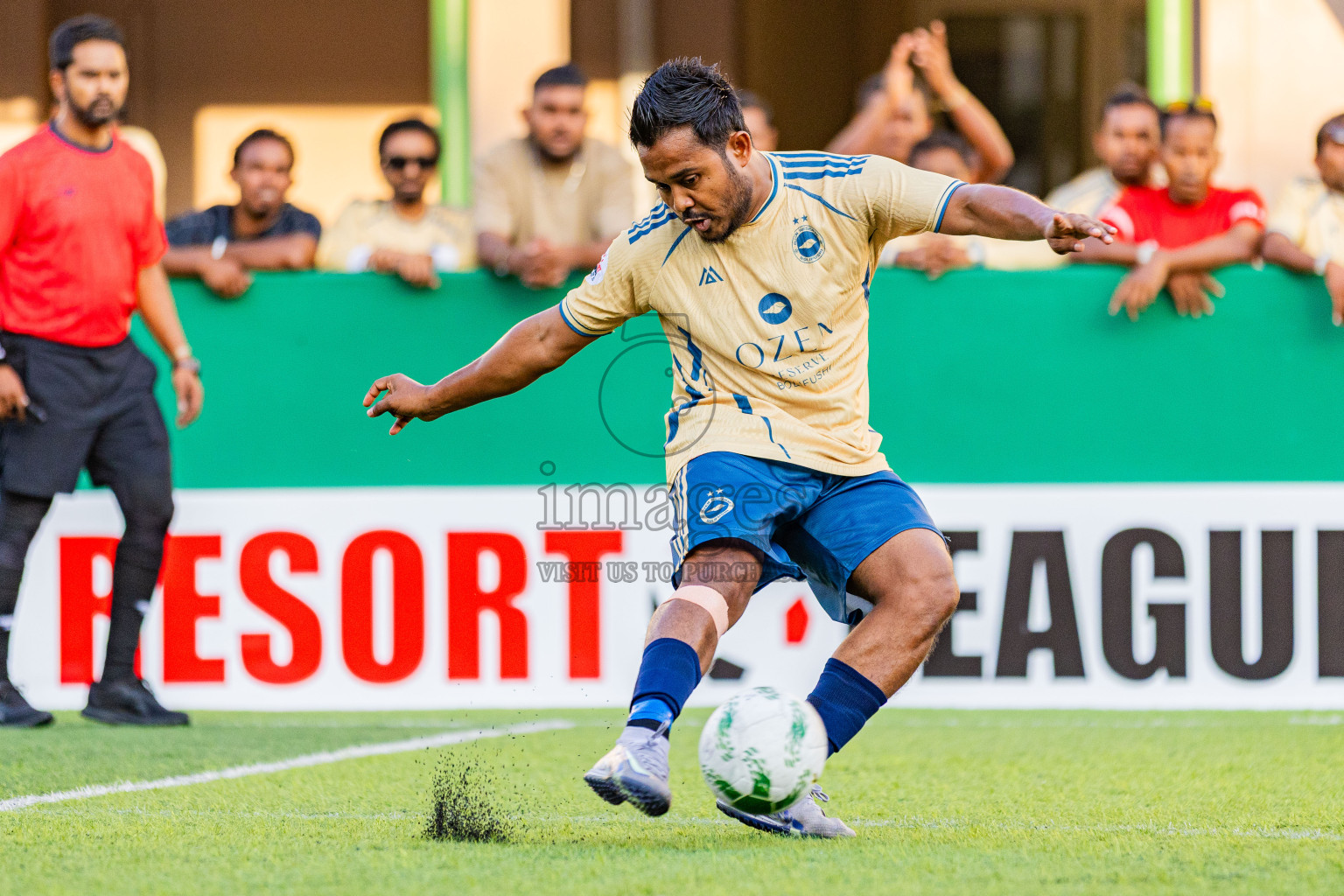 Ozen Bolifushi vs JW Marriott in Resort League 2025 (South Male Zone) day 9 was held on Monday, 6th October 2025 in Crossroads's Maldives, Photos: Areef Adam / images.mv