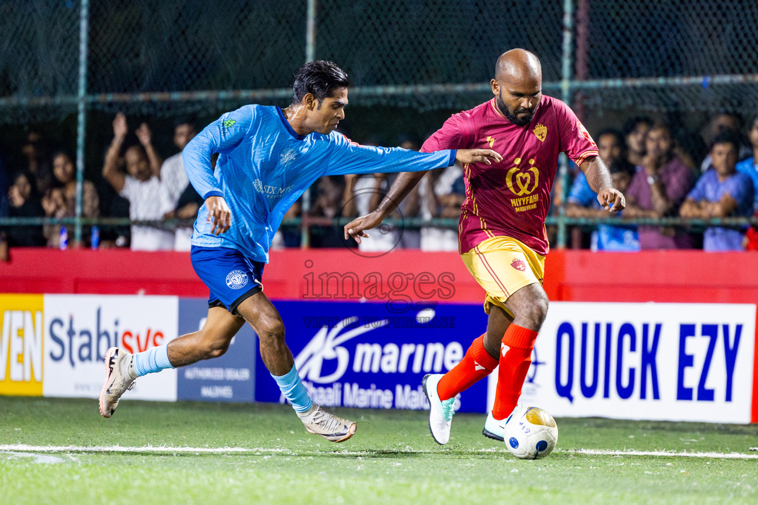 M Maduvvari VS M Dhiggaru in Day 8 of Golden Futsal Challenge 2025 was held on Sunday, 12th January 2025, in Hulhumale', Maldives Photos: Nausham Waheed , Ismail Thoriq / images.mv