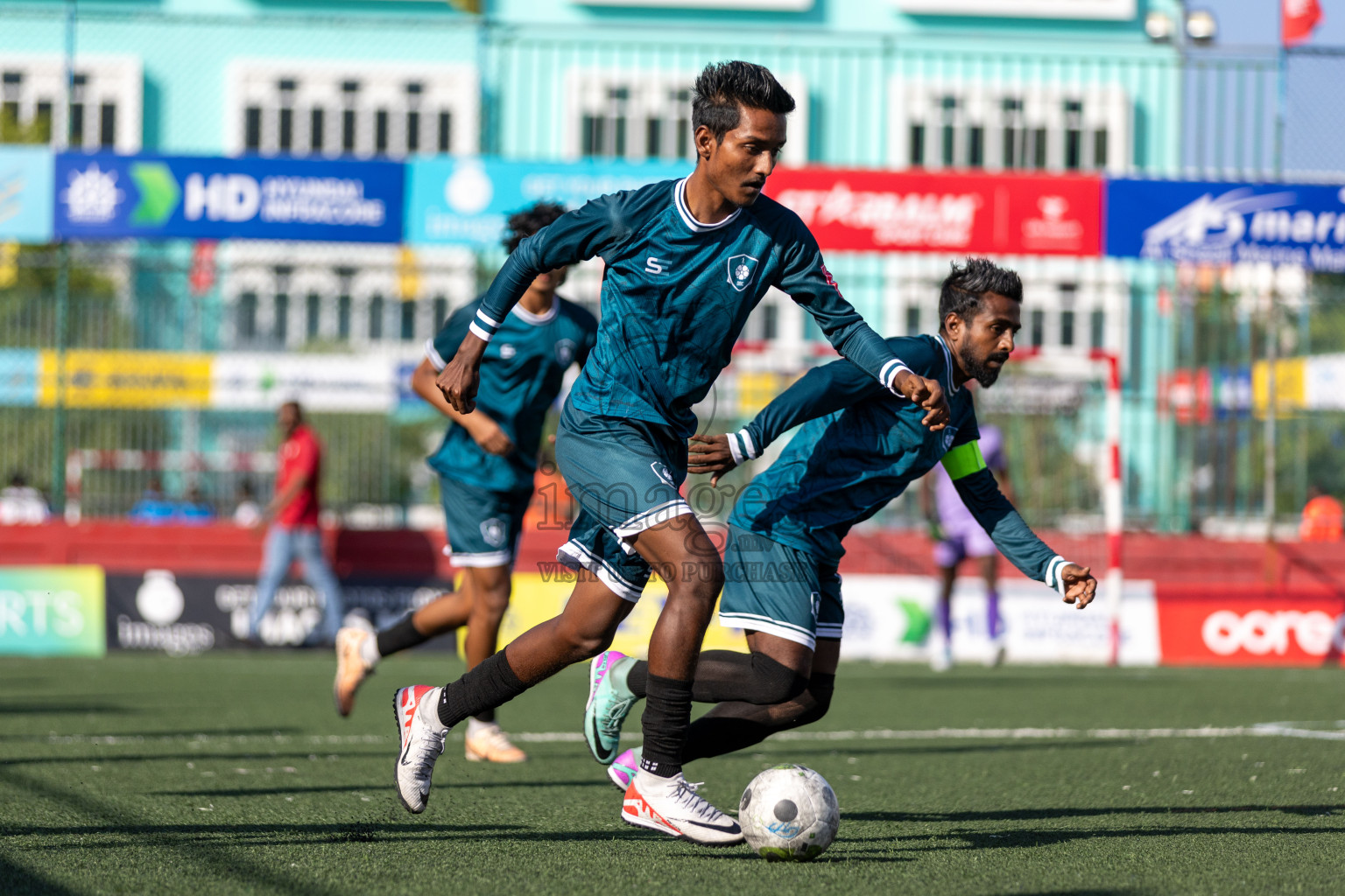 R Dhuvaafaru VS R Hulhudhuffaaru in Day 13 of Golden Futsal Challenge 2024 was held on Saturday, 27th January 2024, in Hulhumale', Maldives Photos: Nausham Waheed / images.mv