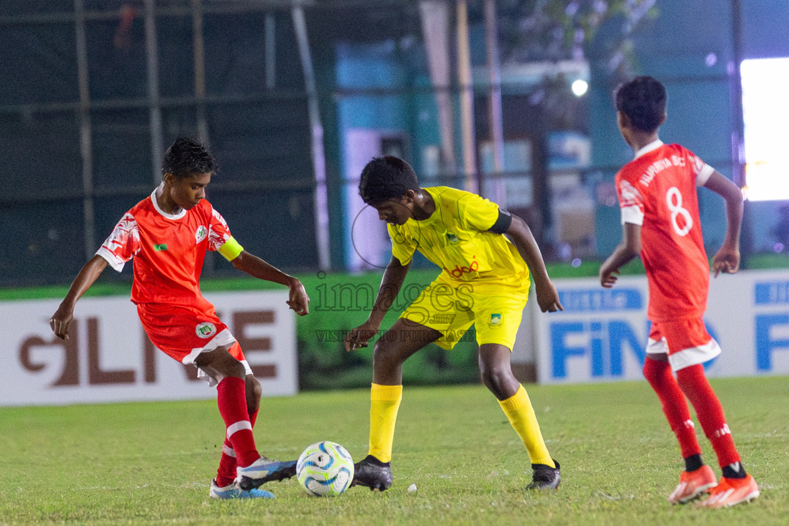 Maziya vs Hurriya (U12) in Day 4 of Dhivehi Youth League 2024 held at Henveiru Stadium on Thursday, 28th November 2024. Photos: Shuu Abdul Sattar/ Images.mv