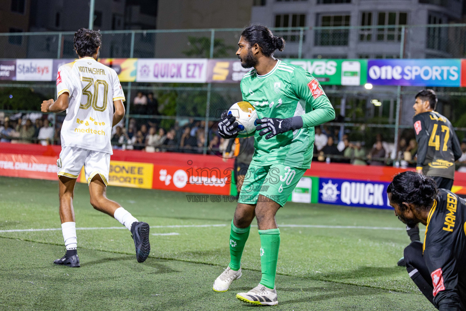 B Fehendhoo VS B Eydhafushi in Day 21 of Golden Futsal Challenge 2025 was held on Saturday, 25 January 2025, in Hulhumale', Maldives. 
Photos: Hassan Simah / images.mv