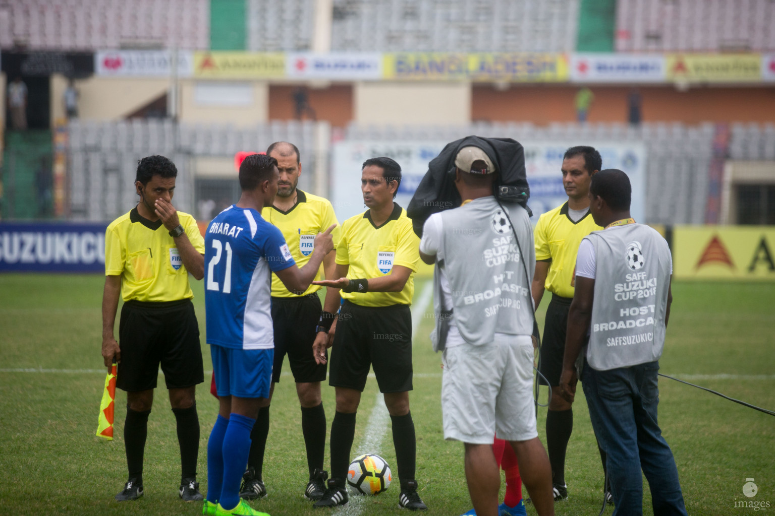 Nepal vs Maldives in SAFF Suzuki Cup 2018 semifinals in Dhaka, Bangladesh, Wednesday, September 12, 2018. (Images.mv Photo/Suadhu Abdul Sattar)