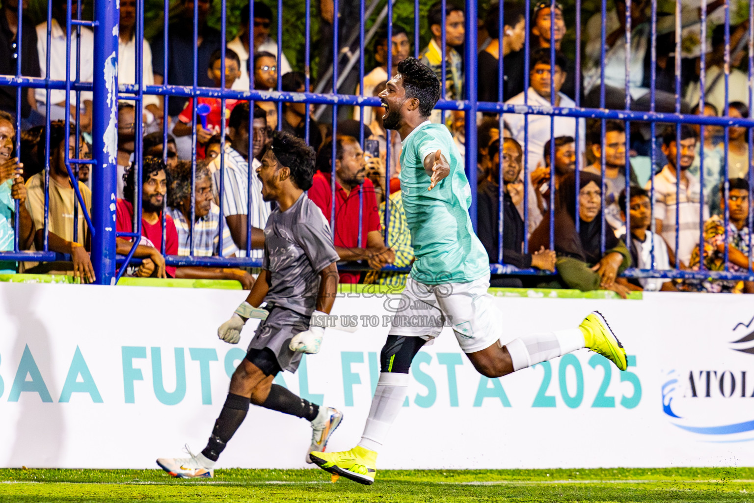 Dhonfan vs Eydhafushi in Day 4 of Better in Baa Futsal Fiesta 2025 Men's division held in B. Eydhafushi, Maldives on Saturday, 8th November 2025. Photos: Nausham Waheed / images.mv