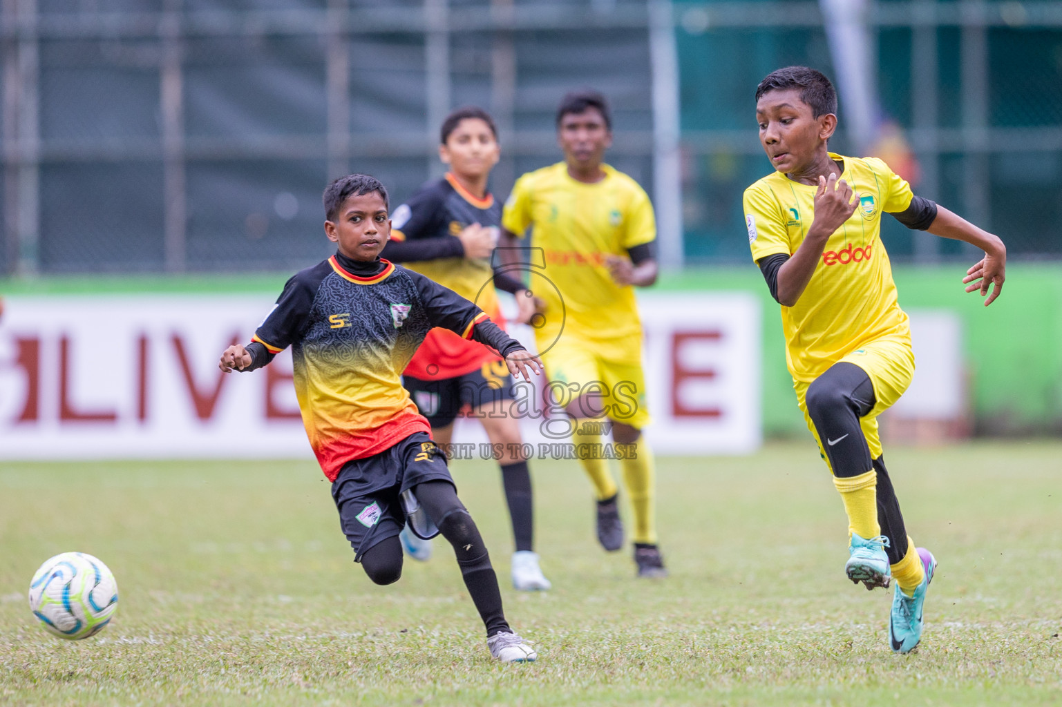 Eagles vs Maziya (U12) in Dhivehi Youth League 2024 - Day 2. Matches held at Henveiru Stadium on 22nd November 2024 , Friday. Photos: Shuu Abdul Sattar/ Images.mv