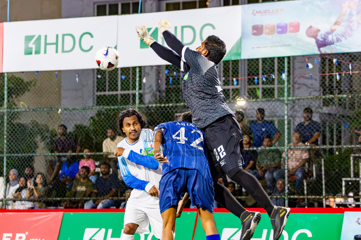 CLUB FEN vs TEAM ALLIED in Club Maldives Cup 2024 held in Rehendi Futsal Ground, Hulhumale', Maldives on Tuesday, 1st October 2024. Photos: Nausham Waheed / images.mv