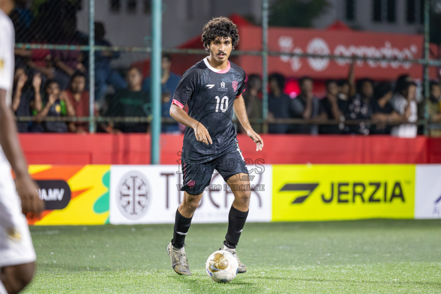 Lh Kurendhoo vs Lh Olhuvelifushi in Day 15 of Golden Futsal Challenge 2025 was held on Sunday, 19th January 2025, in Hulhumale', Maldives. Photos: Ismail Thoriq / images.mv